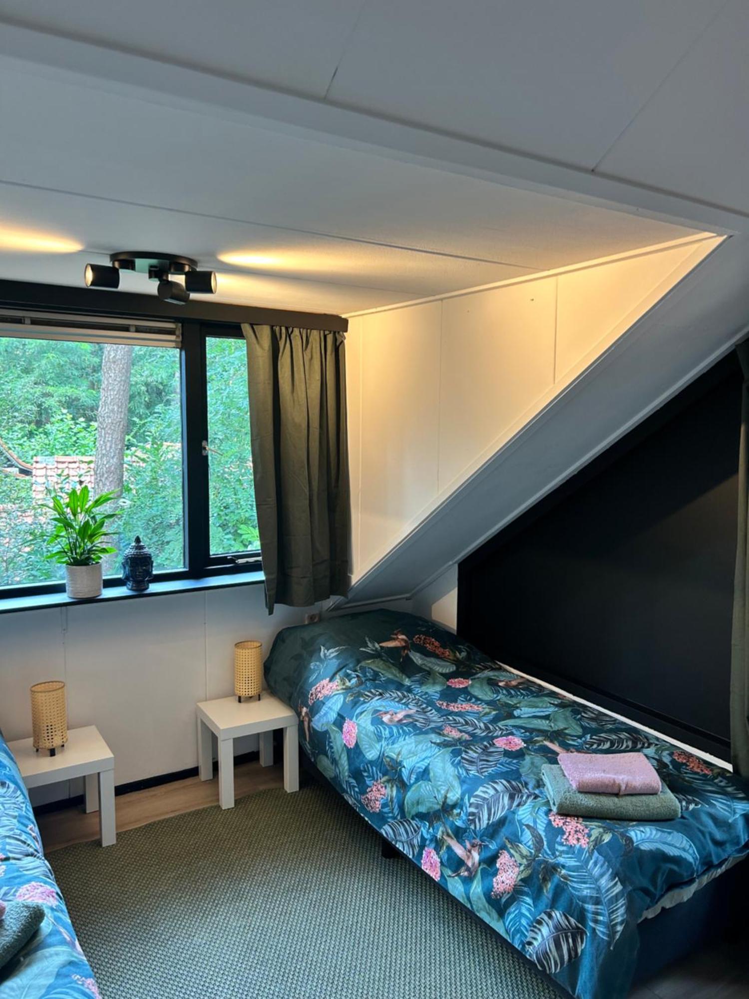 Zen Retreat - Free Private Parking! Lägenhet Enschede Exteriör bild